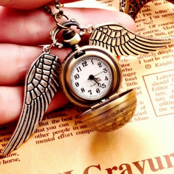 🔥SALE🔥 Harry Potter Dumbledore Watch Golden Snitch Necklace - Picture 8 of 8